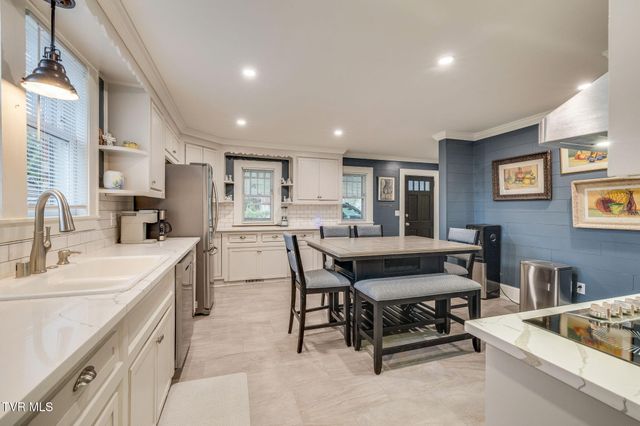 604 Bravo Street, Elizabethton, TN 37643