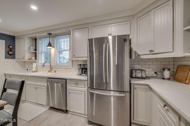 604 Bravo Street, Elizabethton, TN 37643