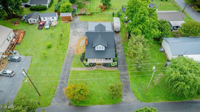 604 Bravo Street, Elizabethton, TN 37643