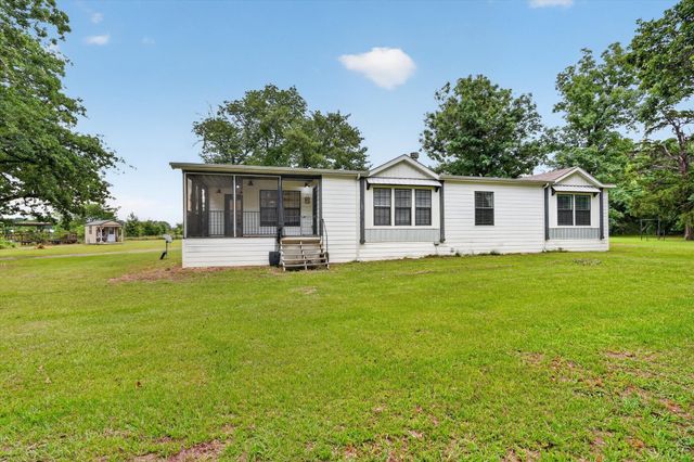 1001 N Seven Points Drive, Kemp, TX 75143