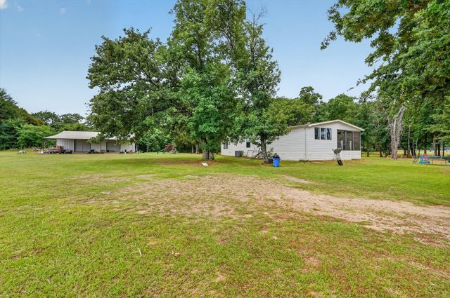 1001 N Seven Points Drive, Kemp, TX 75143