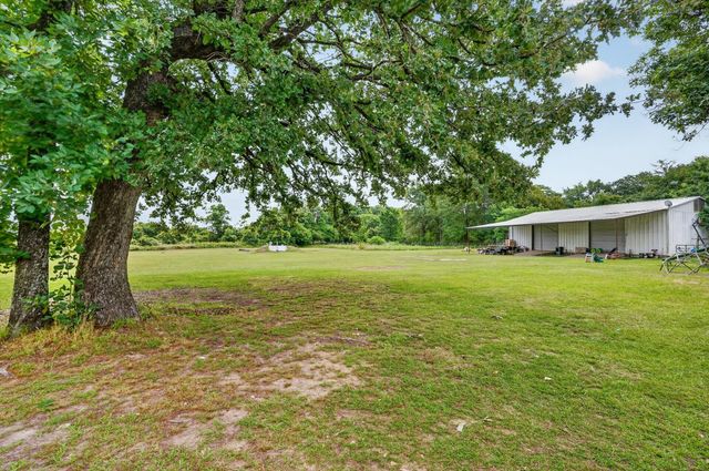 1001 N Seven Points Drive, Kemp, TX 75143