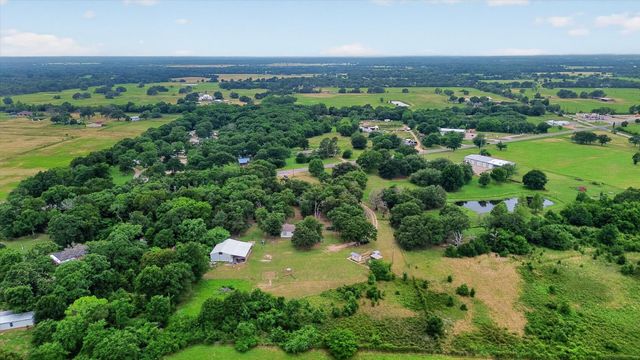 1001 N Seven Points Drive, Kemp, TX 75143
