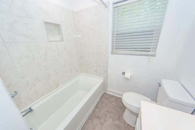 6933 Raymond Avenue, North Charleston, SC 29406