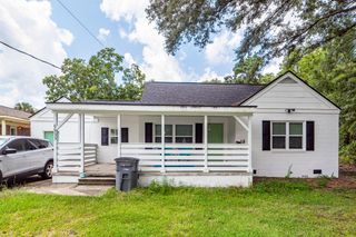6933 Raymond Avenue, North Charleston, SC 29406