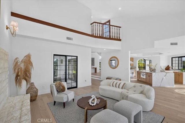 12322 Canyon Terrace, Santa Ana, CA 92705