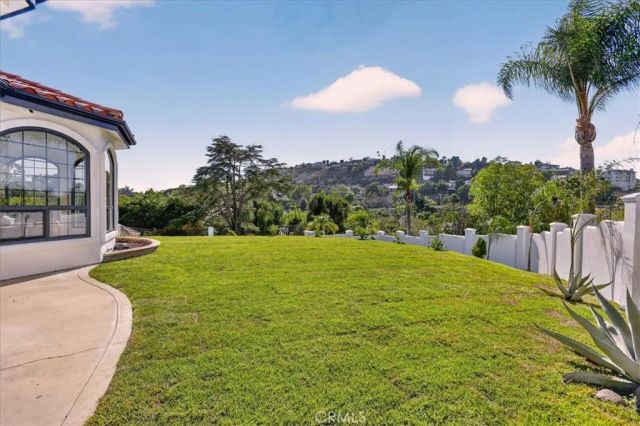 12322 Canyon Terrace, Santa Ana, CA 92705
