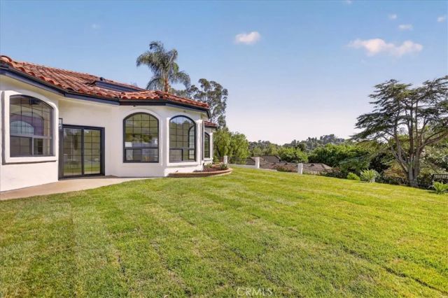 12322 Canyon Terrace, Santa Ana, CA 92705