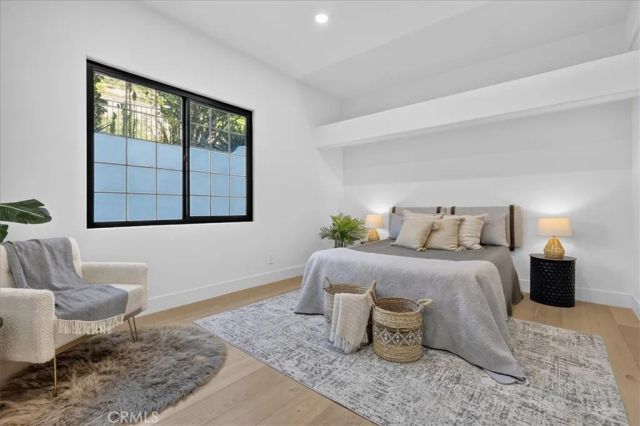 12322 Canyon Terrace, Santa Ana, CA 92705