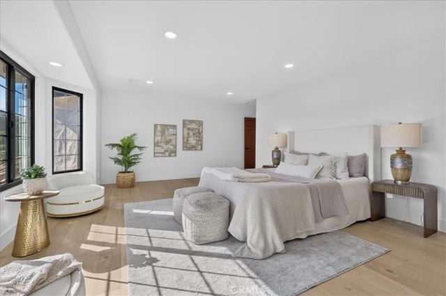 12322 Canyon Terrace, Santa Ana, CA 92705