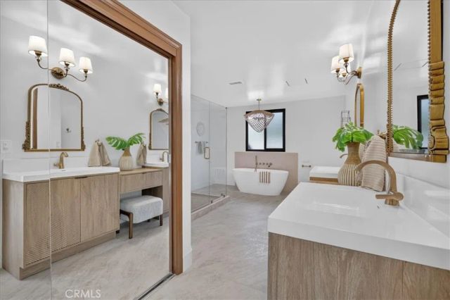 12322 Canyon Terrace, Santa Ana, CA 92705