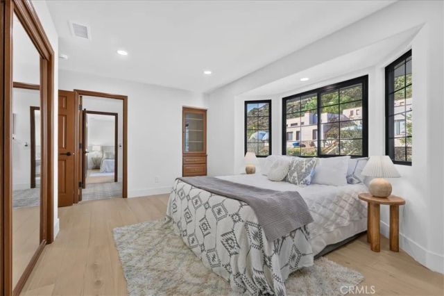 12322 Canyon Terrace, Santa Ana, CA 92705