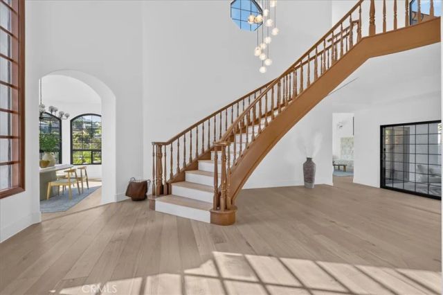 12322 Canyon Terrace, Santa Ana, CA 92705