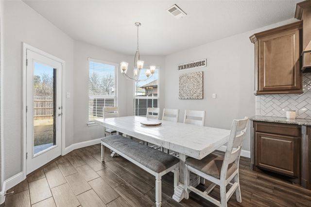 991 E Villas Court, Lewisville, TX 75067