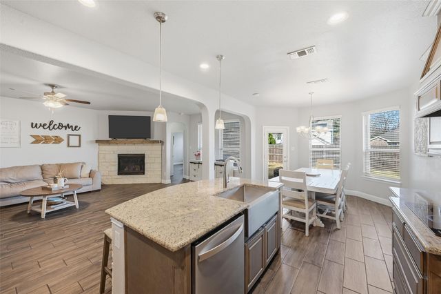 991 E Villas Court, Lewisville, TX 75067