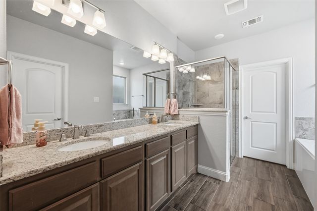 991 E Villas Court, Lewisville, TX 75067