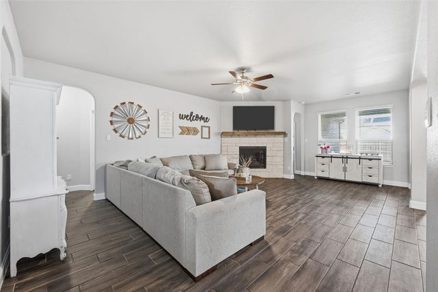 991 E Villas Court, Lewisville, TX 75067