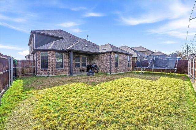 991 E Villas Court, Lewisville, TX 75067