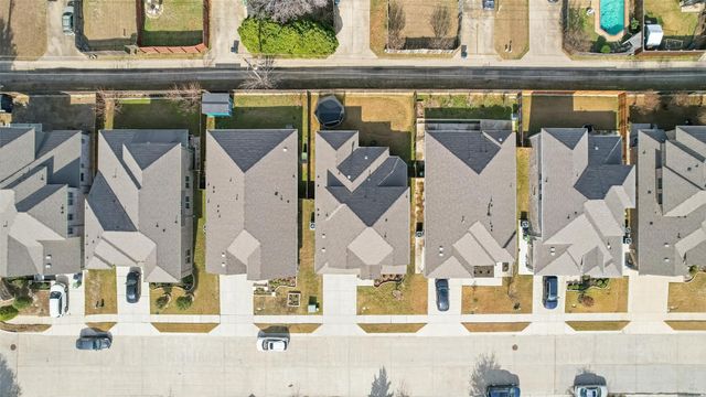 991 E Villas Court, Lewisville, TX 75067