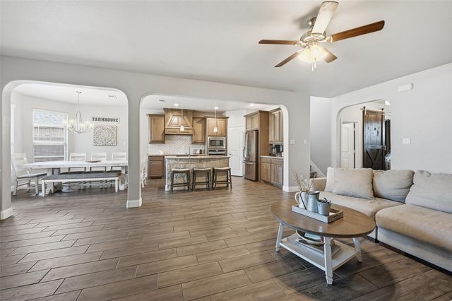 991 E Villas Court, Lewisville, TX 75067