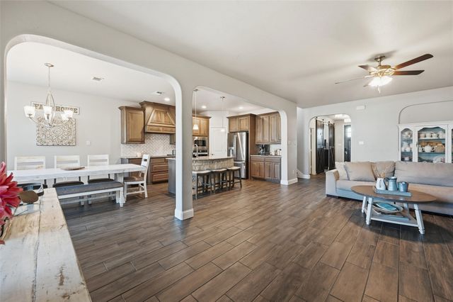 991 E Villas Court, Lewisville, TX 75067