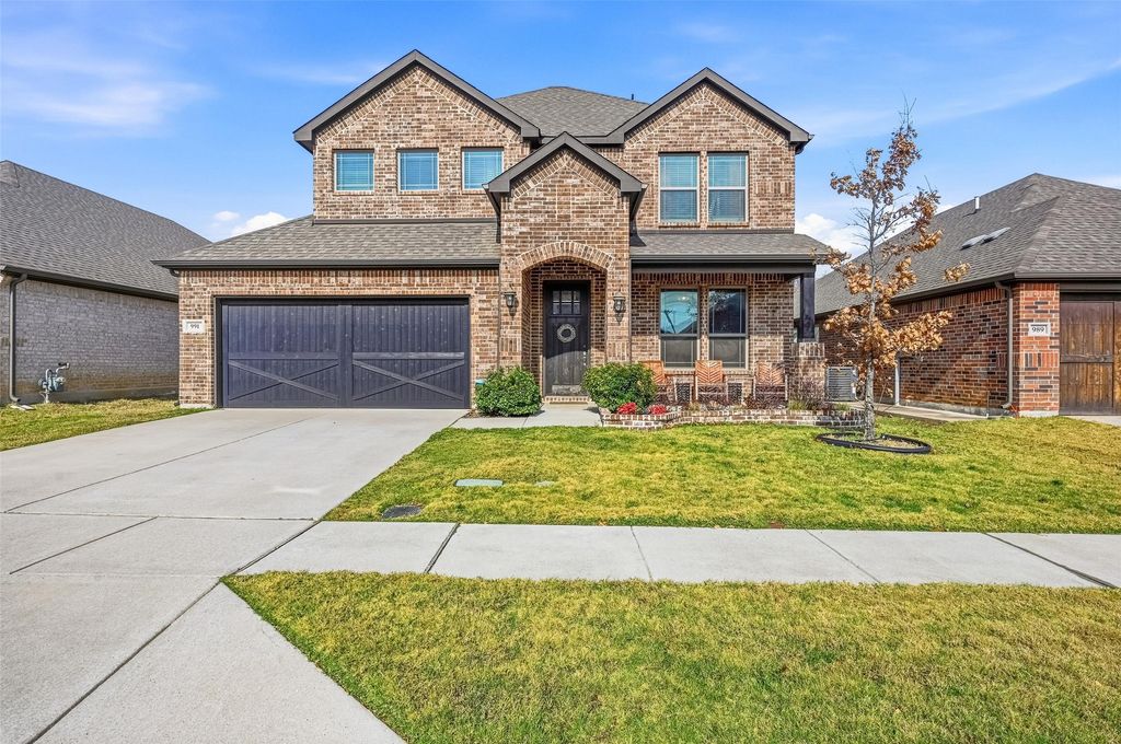 991 E Villas Court, Lewisville, TX 75067
