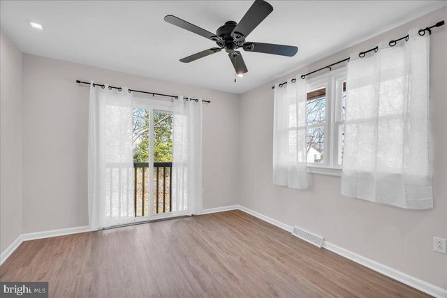 915 MARYLAND AVE, Deptford, NJ 08096