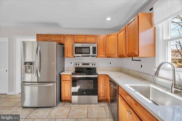 915 MARYLAND AVE, Deptford, NJ 08096