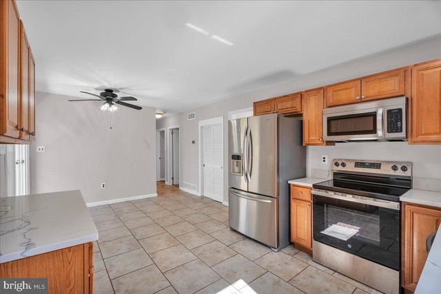 915 MARYLAND AVE, Deptford, NJ 08096