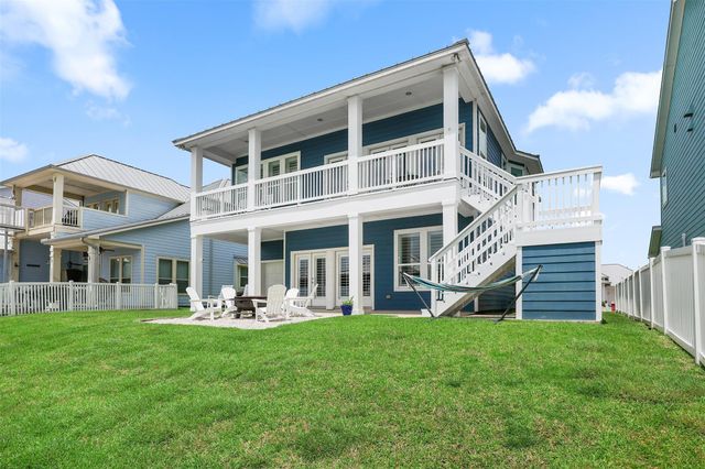 5425 Brigantine Cay Court, Texas City, TX 77590