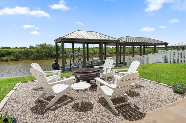 5425 Brigantine Cay Court, Texas City, TX 77590
