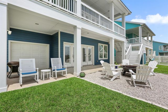 5425 Brigantine Cay Court, Texas City, TX 77590