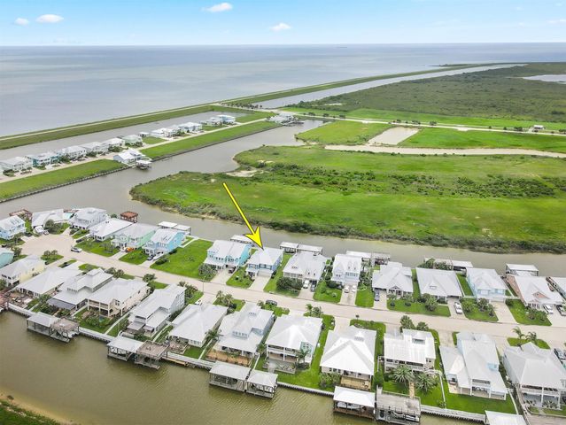 5425 Brigantine Cay Court, Texas City, TX 77590