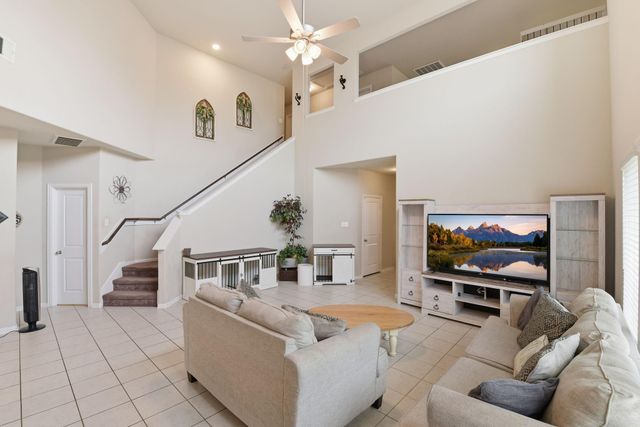 1511 Shannon Street, Alvin, TX 77511