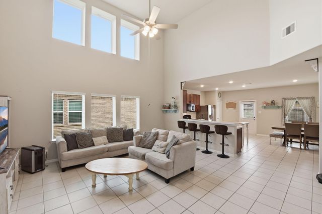 1511 Shannon Street, Alvin, TX 77511