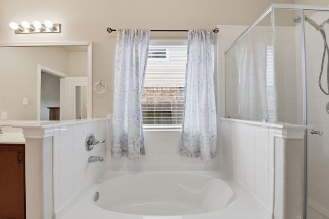 1511 Shannon Street, Alvin, TX 77511