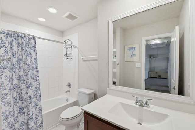 1511 Shannon Street, Alvin, TX 77511