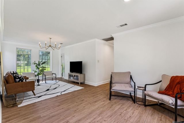 5029 Clark St, Baton Rouge, LA 70811