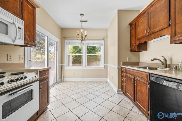 2502 Hamilton Drive SE, Huntsville, AL 35803