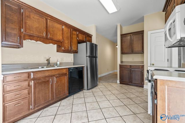 2502 Hamilton Drive SE, Huntsville, AL 35803