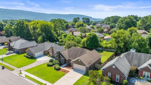 2502 Hamilton Drive SE, Huntsville, AL 35803
