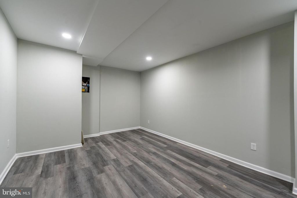 1733 E LAFAYETTE AVE, Baltimore, MD 21213