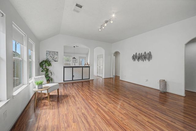 31831 Forest Park Trail, Conroe, TX 77385