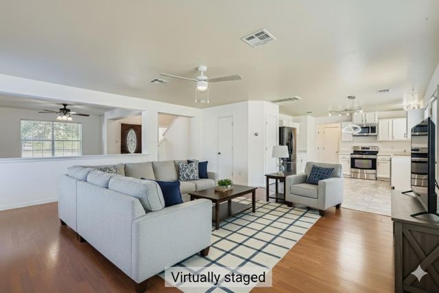 411 Meadow Park DR, Georgetown, TX 78626