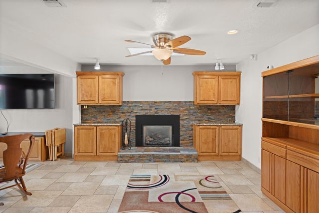 4705 Oahu Drive NE, Albuquerque, NM 87111