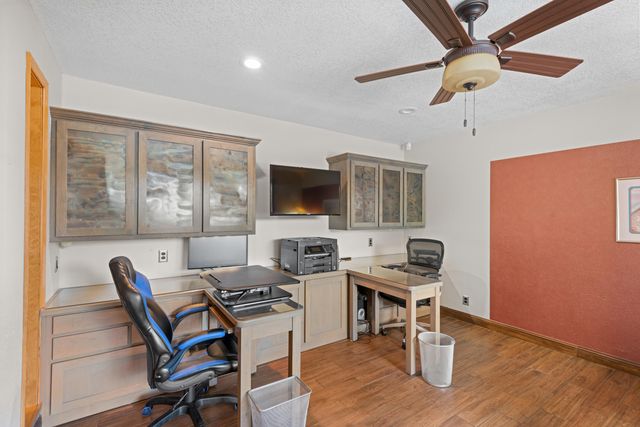 4705 Oahu Drive NE, Albuquerque, NM 87111