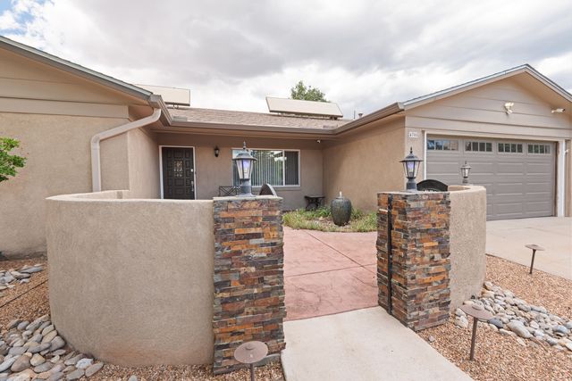 4705 Oahu Drive NE, Albuquerque, NM 87111