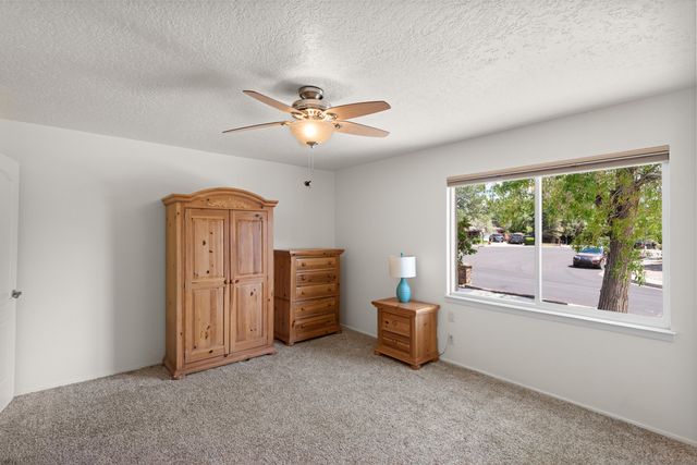 4705 Oahu Drive NE, Albuquerque, NM 87111