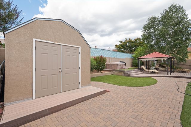 4705 Oahu Drive NE, Albuquerque, NM 87111