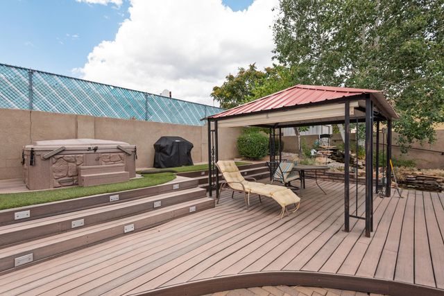 4705 Oahu Drive NE, Albuquerque, NM 87111